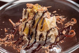 【甘味】　濃厚栗金団チョコレート掛け