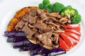 ⑥牛肉のバーベキューソース炒め