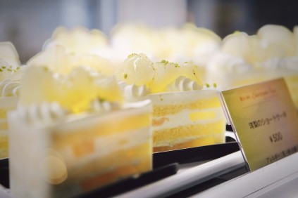 洋梨のショートケーキ