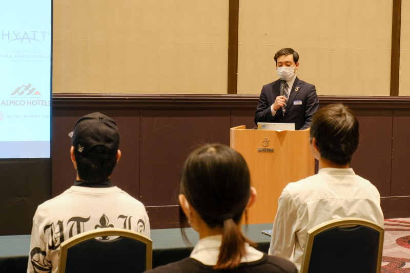 「おもてなし」とは人を想う心と話すホテルブエナビスタ宿泊課支配人