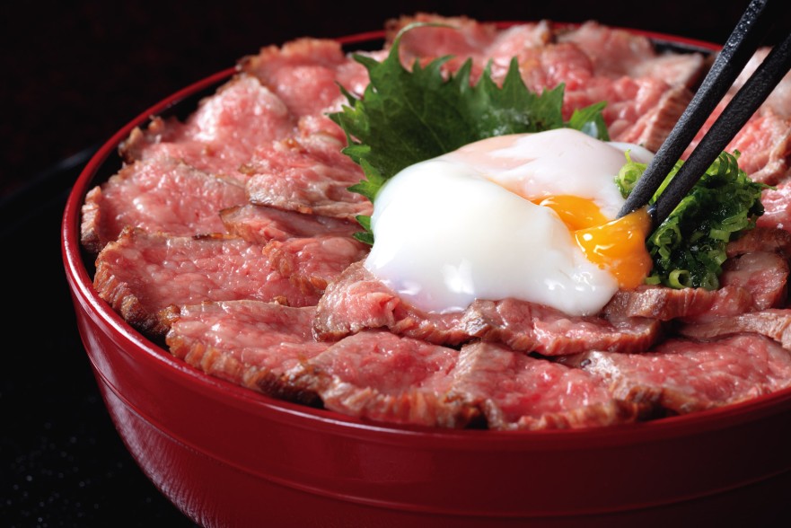 【料亭 深志楼】宮崎牛もも肉ローストビーフ丼