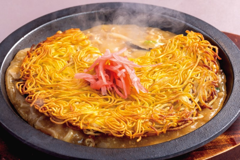 ①松本鉄板浮麺　信州味噌仕立て　￥1,800