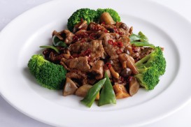 ❻牛肉のピリ辛唐辛子炒め