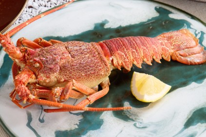 伊勢海老 シトロンを添えて