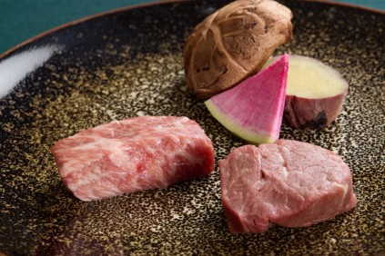 シェフ厳選 和牛2種の食べ比べ 焼き野菜添え