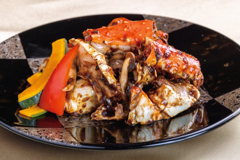 ②タラバ蟹の黒味噌炒め　￥4,000