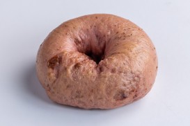 苺のベーグル　￥330