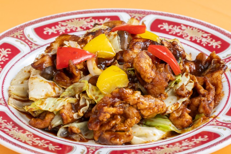 ⑦宮崎県産おとめ豚のホイコーロー　￥2,300