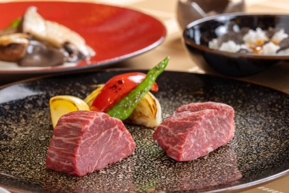 宮崎県産和牛ヒレ肉と信州牛ヒレ肉の食べ比べ