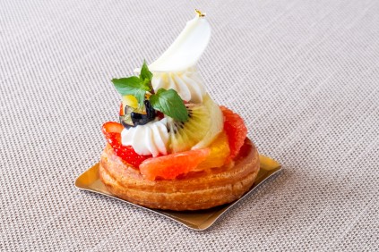 ⑦フルーツデニッシュ　￥530