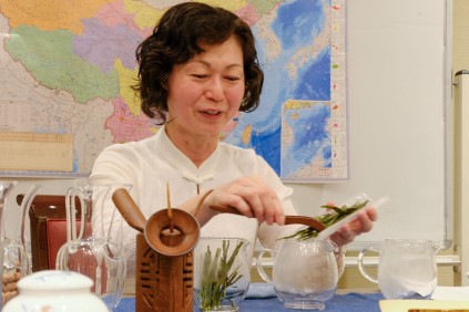 高級茶藝師の藤村とも恵さん